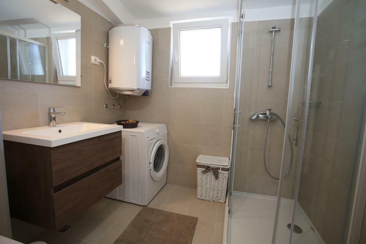 Apartmani Tri Bunje Tribalj Εξωτερικό φωτογραφία