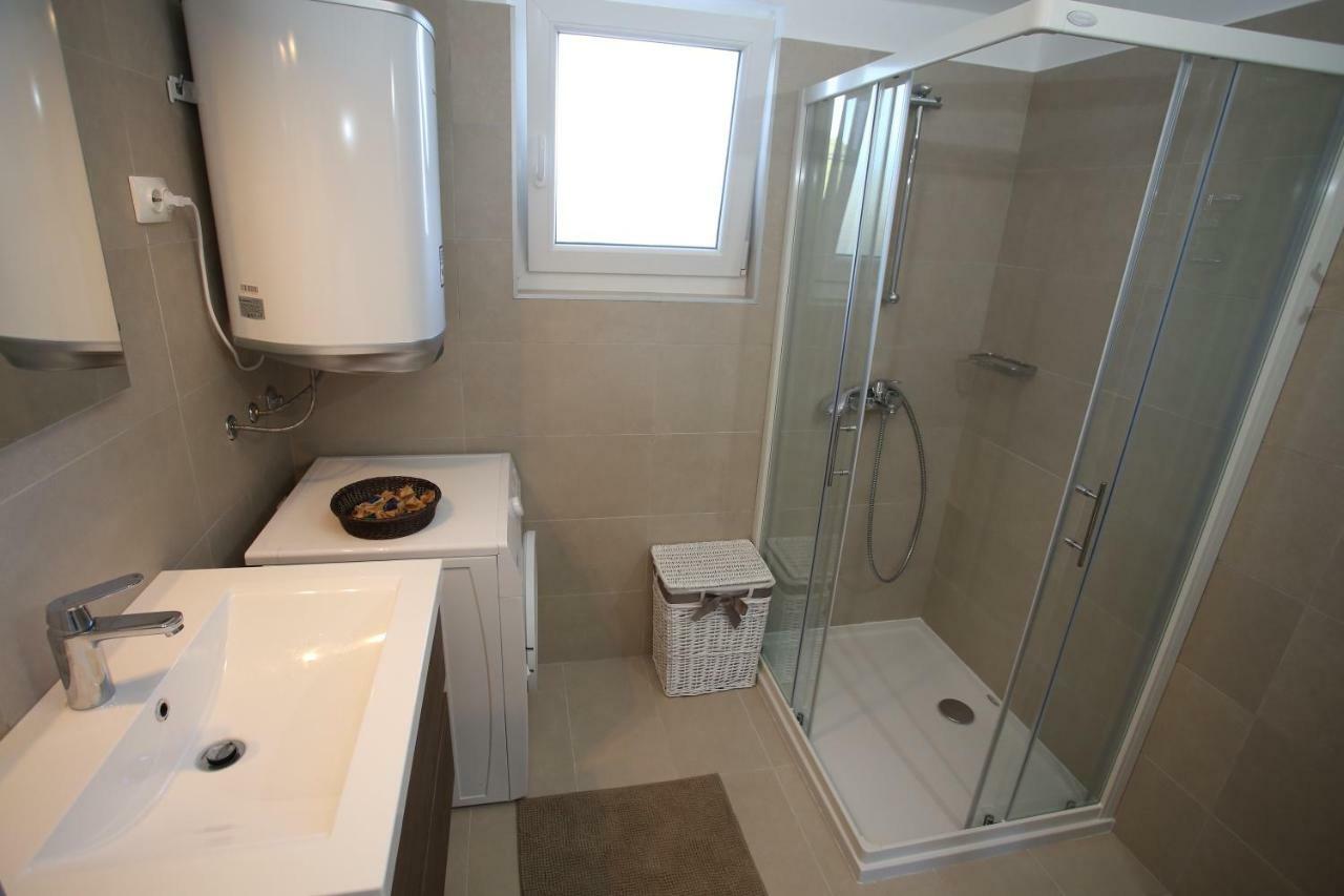 Apartmani Tri Bunje Tribalj Εξωτερικό φωτογραφία